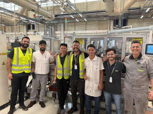 集智股份專業(yè)團(tuán)隊(duì)順利完成巴西法雷奧設(shè)備回訪與維護(hù)！